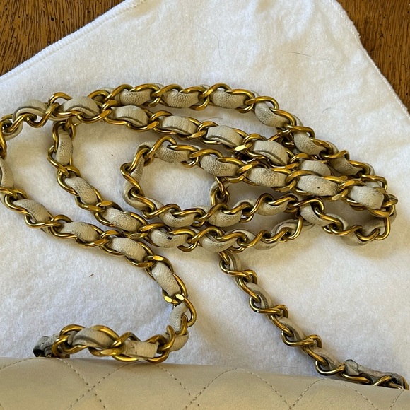 CHANEL Square Mini Lambskin Classic Flap in Beige / Ivory 💕 Authentic - Picture 13 of 16